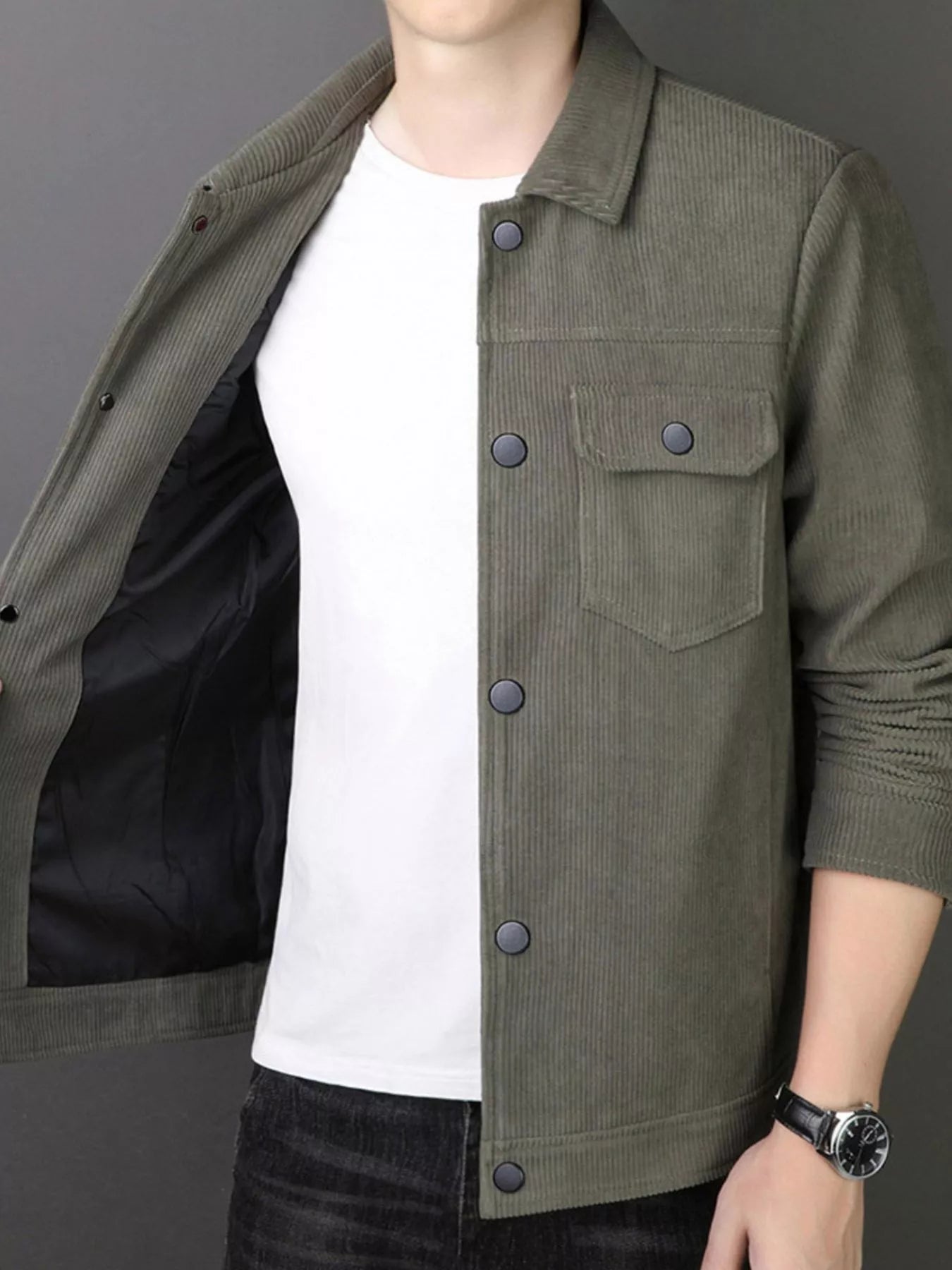 Moss corduroy button-down jacket with chest pockets and black lining