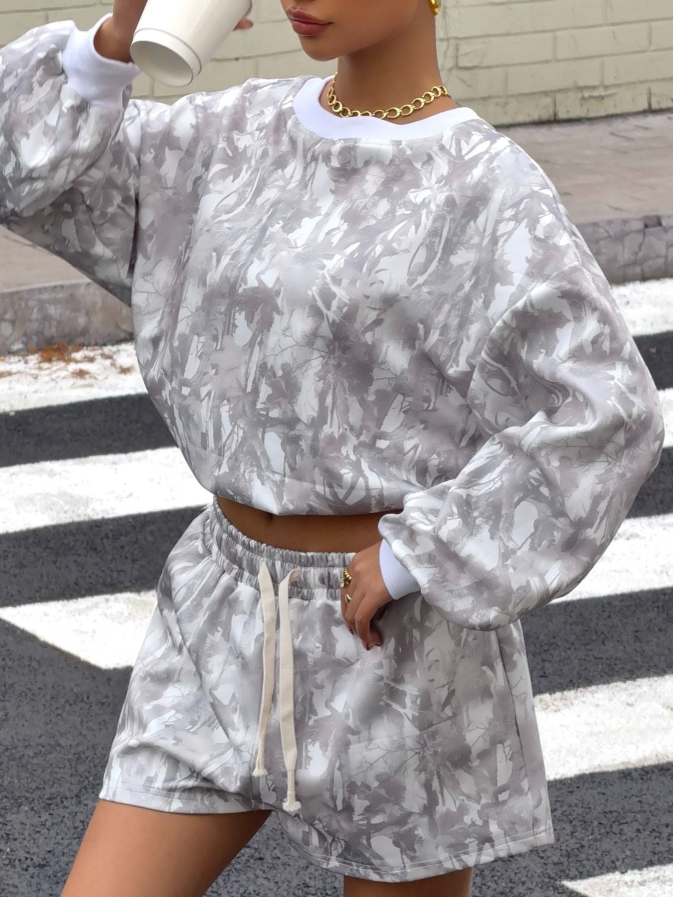 Round neck long sleeve cropped top and drawstring shorts set with abstract grey and white pattern