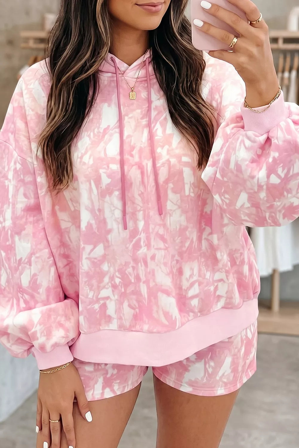 Abstract Print Loose Hoodie And Slim Shorts Set, close-up detail