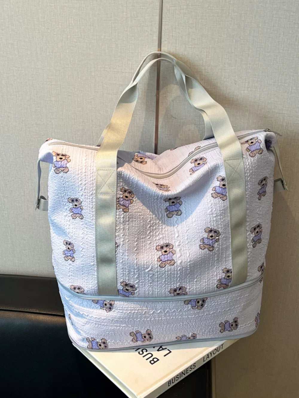 Charming Teddy Bear Print Travel Bag