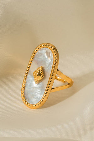 Gold-plated ring with white mother-of-pearl inlay and diamond accent