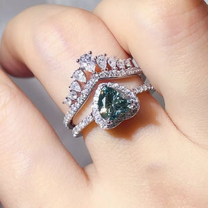 2 Carat Heart-shaped Crown 925 Sterling Moissanite Ring Set in Turquoise, close-up detail