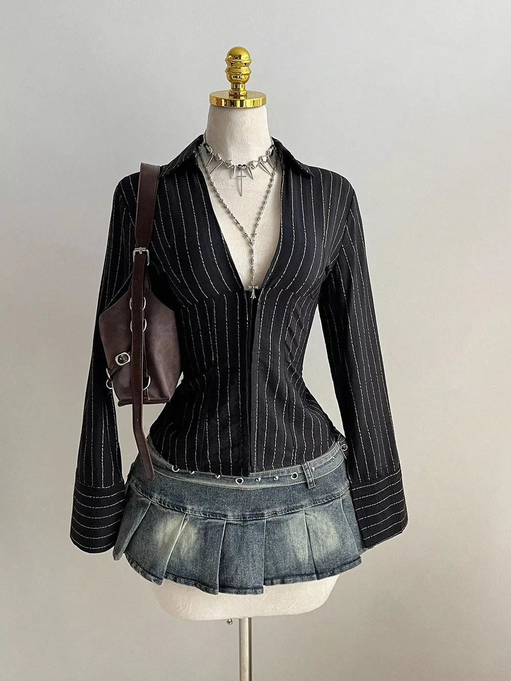 Striped Long Sleeve Fitted Blouse, fabric detail