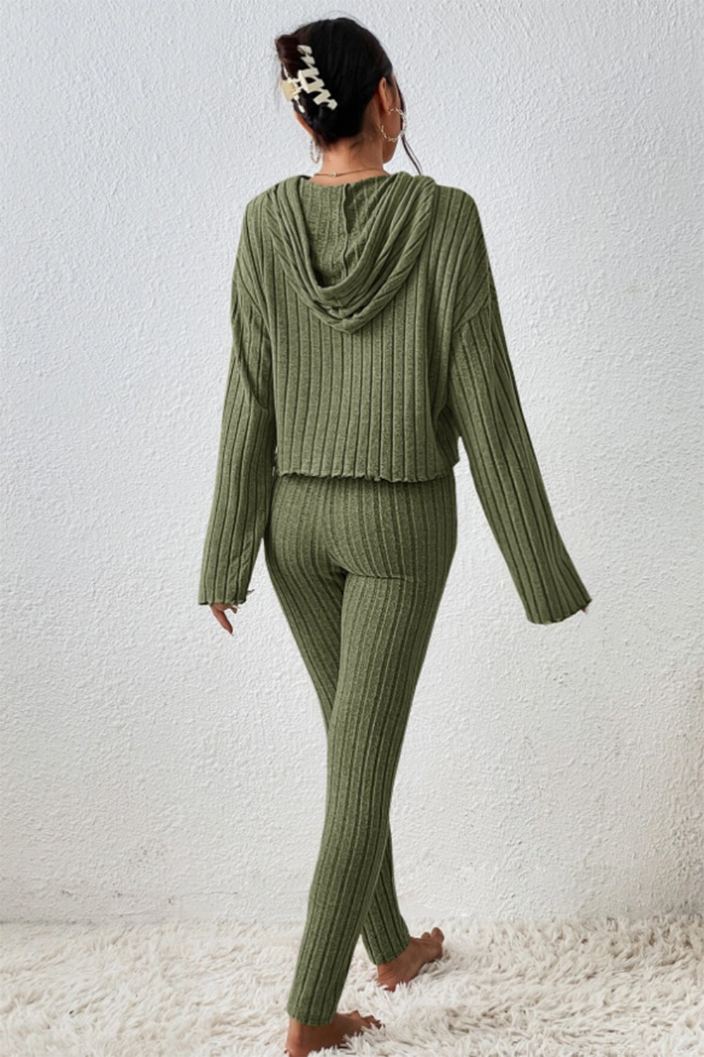 Army green ribbed knit cropped hoodie and matching leggings set.