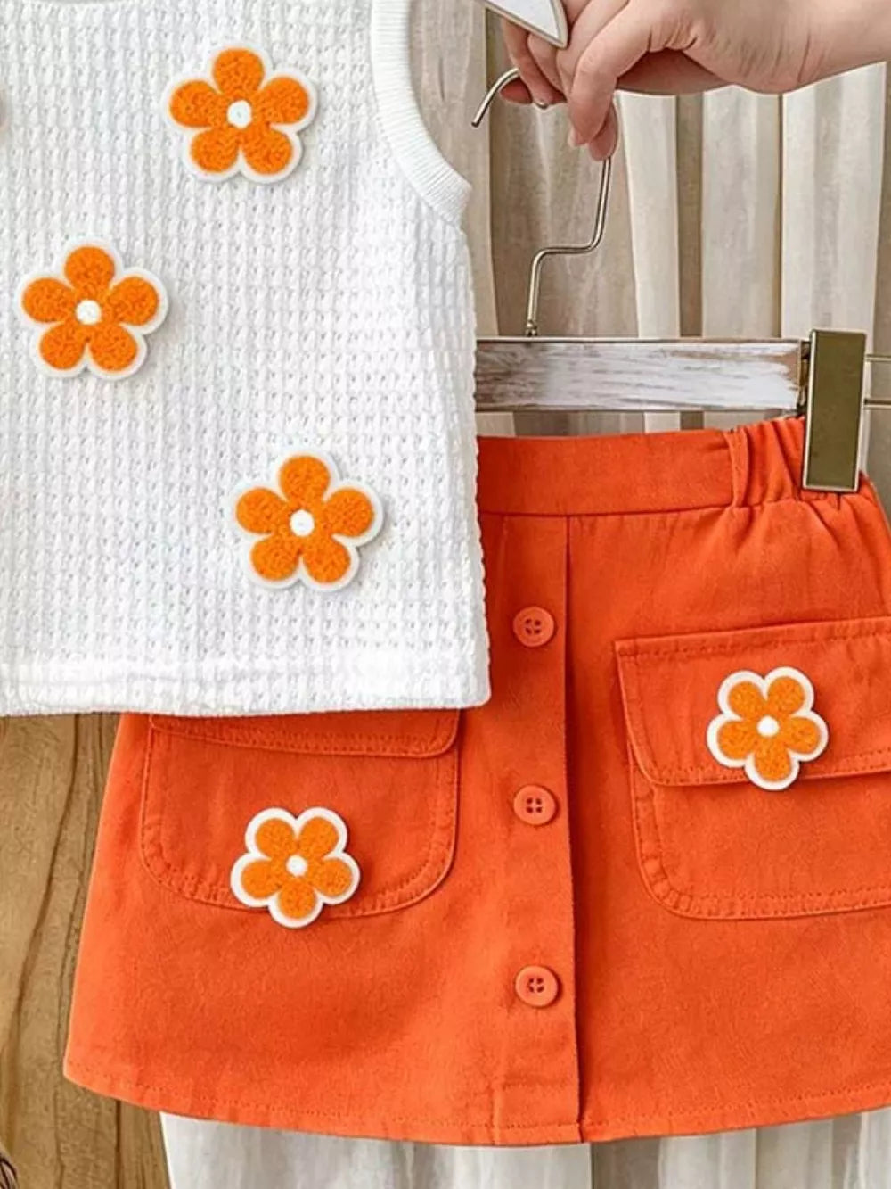 Children's Flower Sleeveless Top And Skirt Set, fit detail