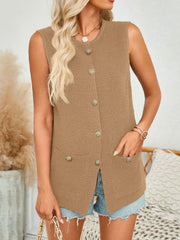 Camel knit buttoned vest with pockets and round neckline