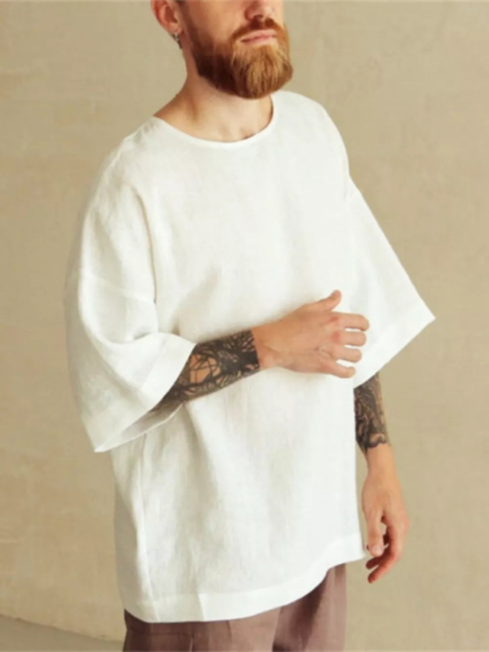 Men's Loose Fit Round Neck T-shirt Plus Size in White, side view