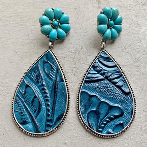 Sky blue tooled leather teardrop earrings with turquoise flower studs