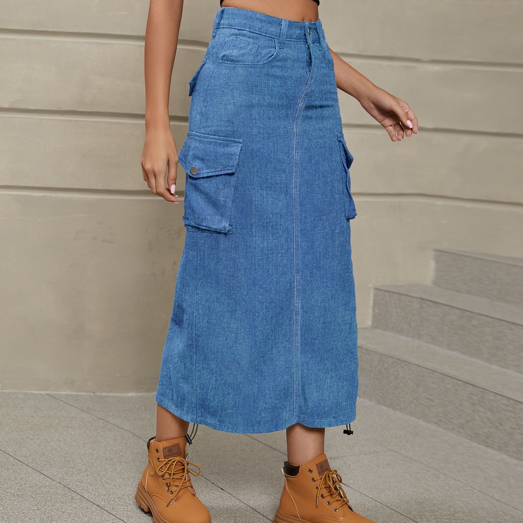 Denim cargo midi skirt with adjustable ruching and front pockets