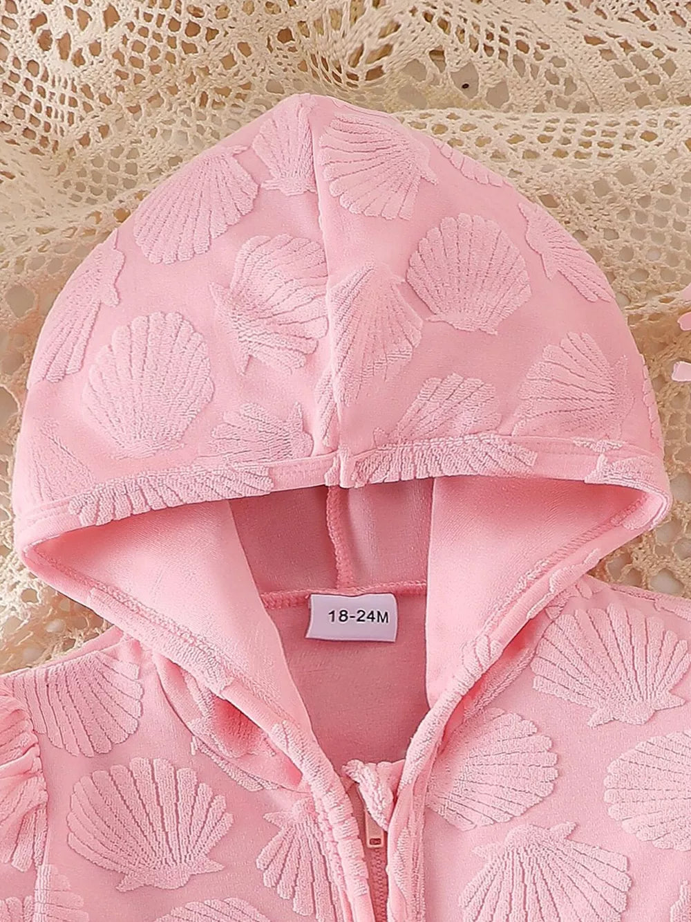 Children's Hooded Puff Sleeve Quilted Jacket in Pink, close-up detail