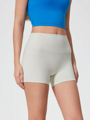 Nova Rise High-Motion Shorts in light gray with a high waist and seamless design.