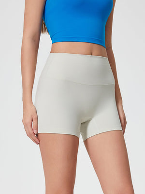 Nova Rise High-Motion Shorts in light gray with a high waist and seamless design.