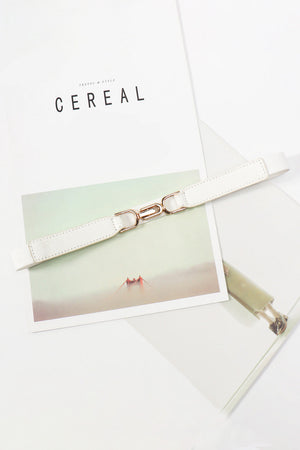 White elasticated hook-clasp waist belt with gold-tone hardware