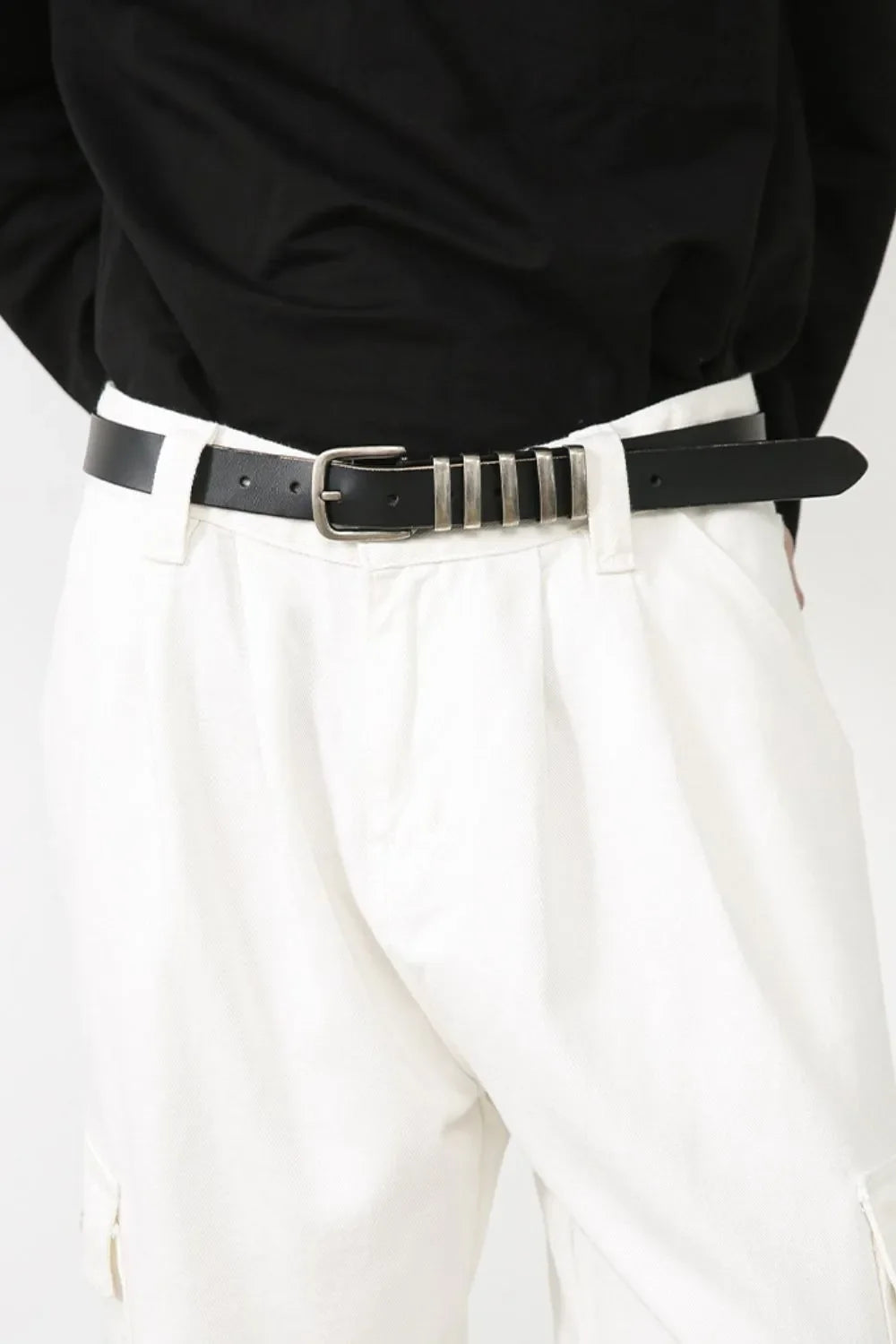 White 100% cotton pleated cargo pants with wide leg cut and silver buckle detail