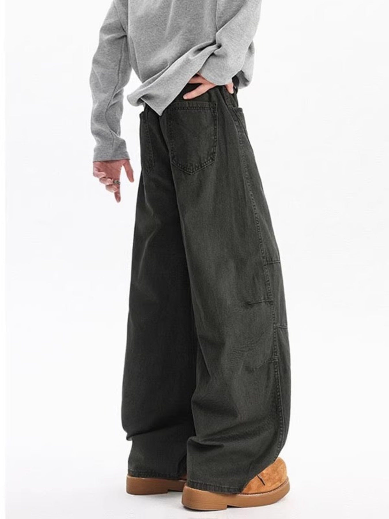 Belted wide leg jeans in dark gray cotton with a relaxed fit.