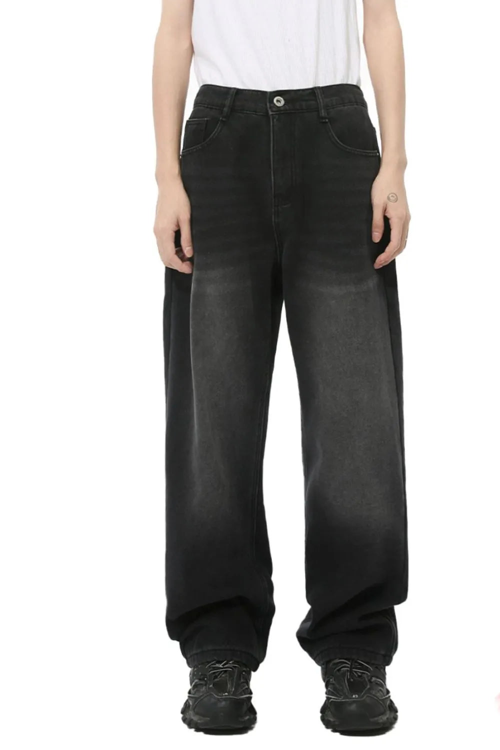 Black wide-leg denim jeans with a relaxed, baggy fit and gradient wash.