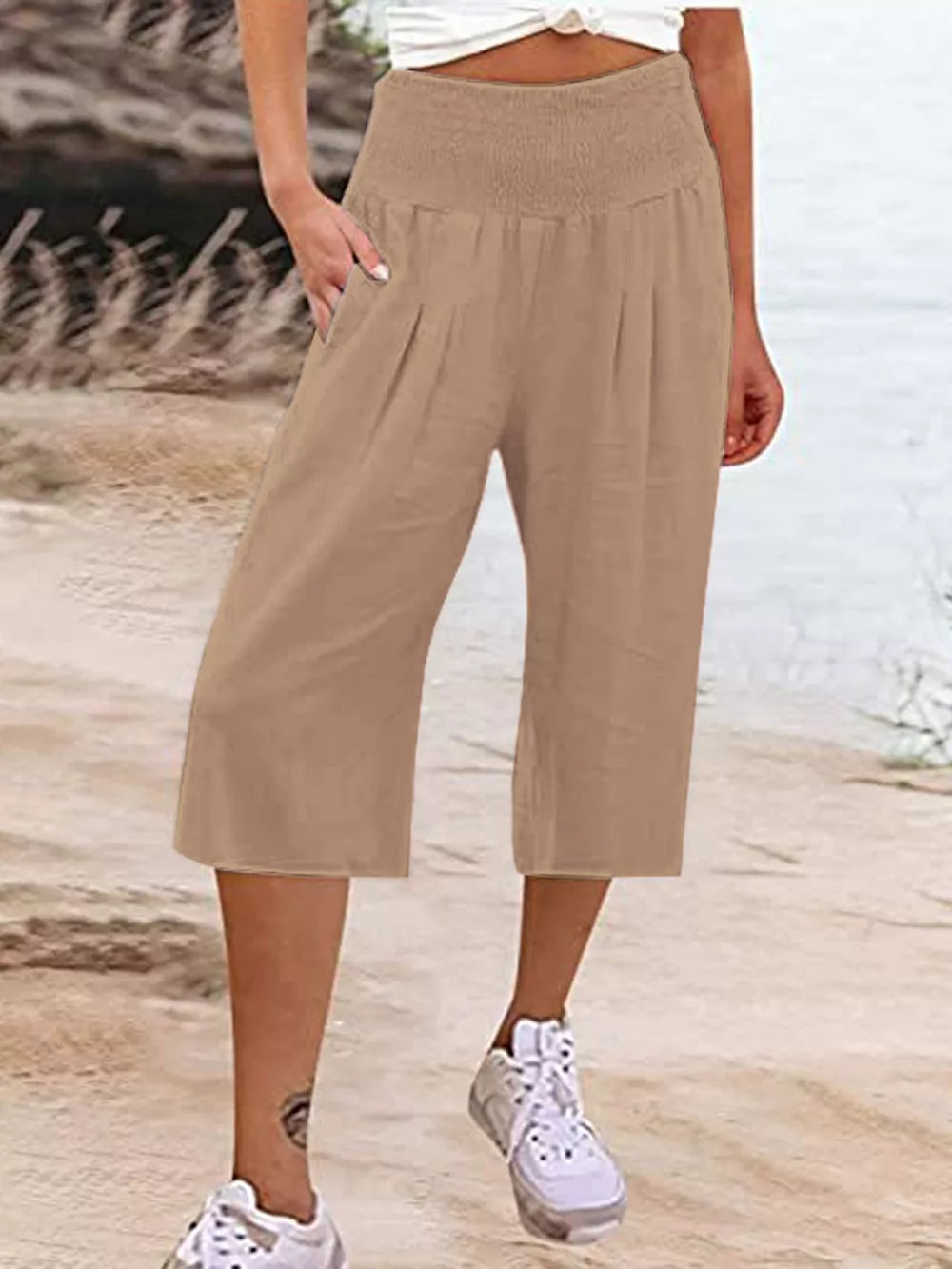 Effortless Smocked Wide-leg Capri Pants