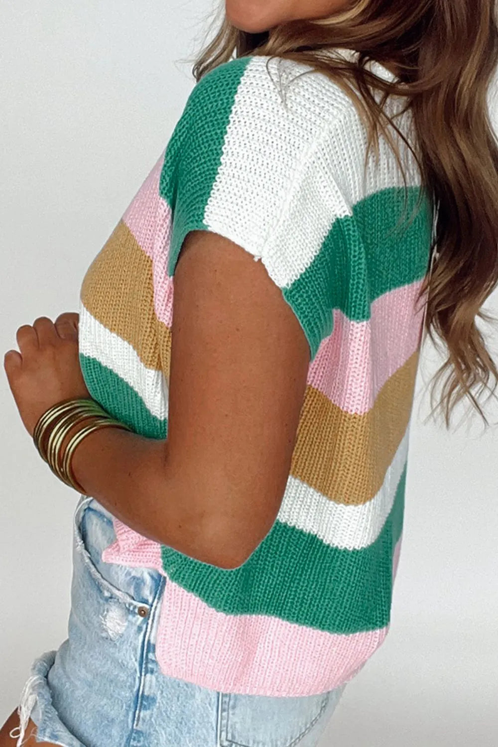 Colorblock knit V-neck tee with short sleeves in multicolor stripes, acrylic material.