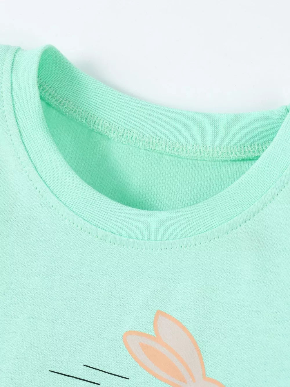 Children's Snail And Bunny Race Graphic T-shirt, close-up detail