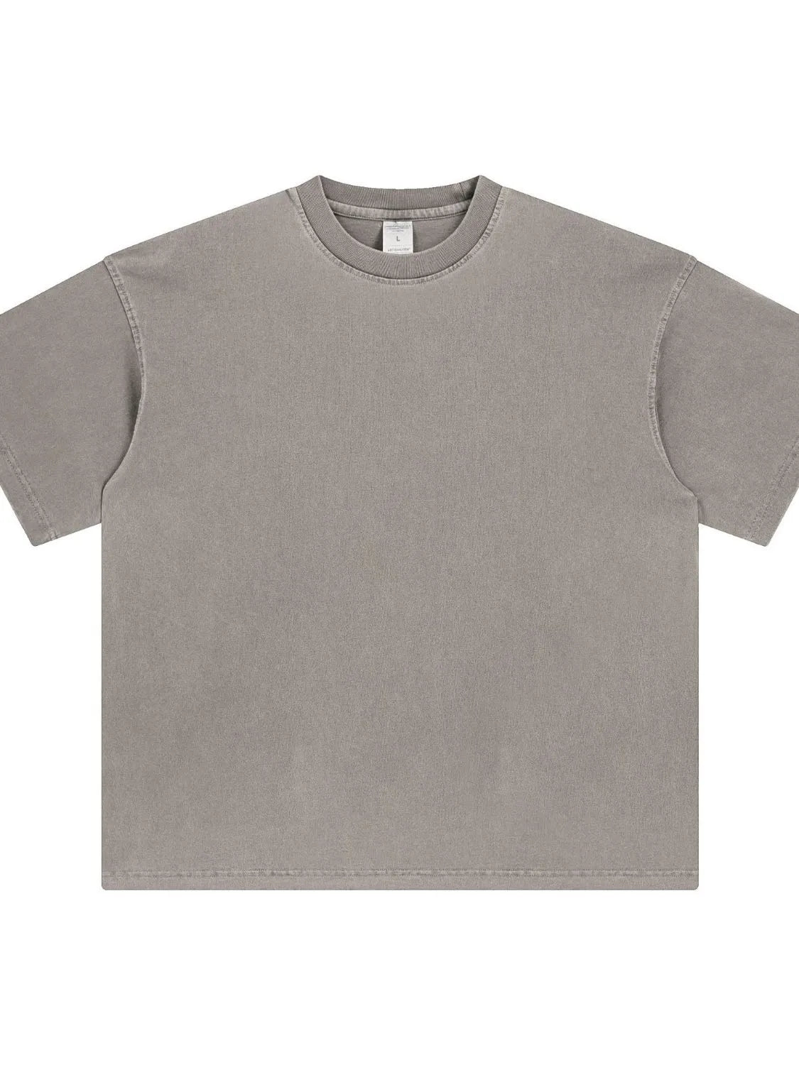 Oversized washed cotton crewneck t-shirt in Gray with crew neckline and short sleeves.