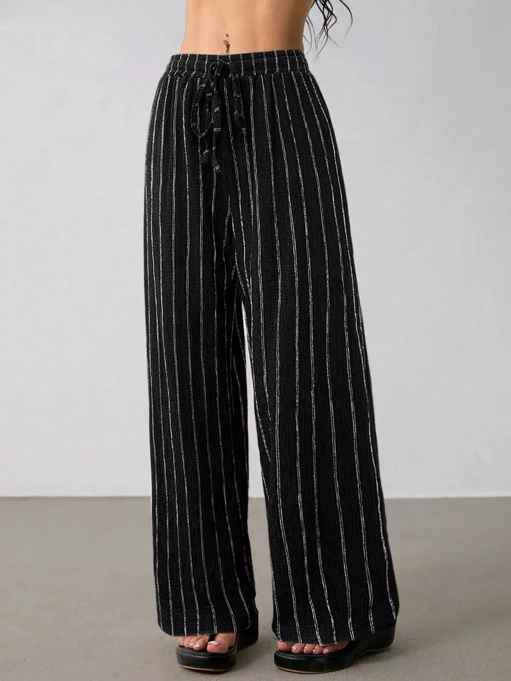 Striped Wide-leg Drawstring Pants, fit detail