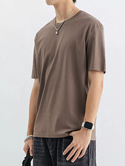 Men's coffee cotton crew neck t-shirt with short sleeves.