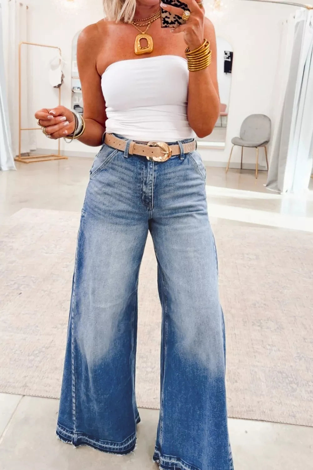 Side Seam Gathering Flare Leg Jeans, back view