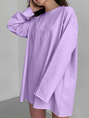 Oversized lavender cotton jersey top with long sleeves and a crew neck.