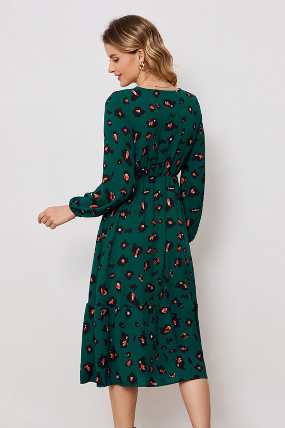 Emerald leopard print midi dress with balloon sleeves and tiered hem