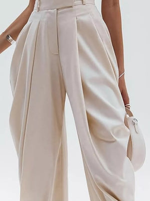 High-waisted Pleated Drape Pants in Black, close-up detail