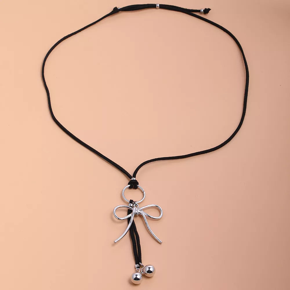 Elegant Bow Pendant Faux Leather Necklace in Silver, fabric detail