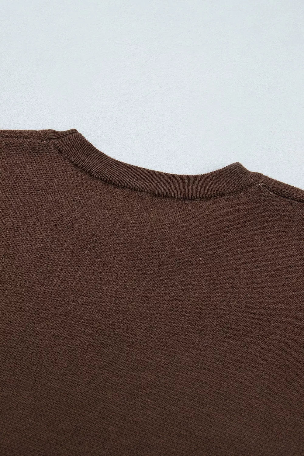pullover sweater in cream with ribbed and waist-length