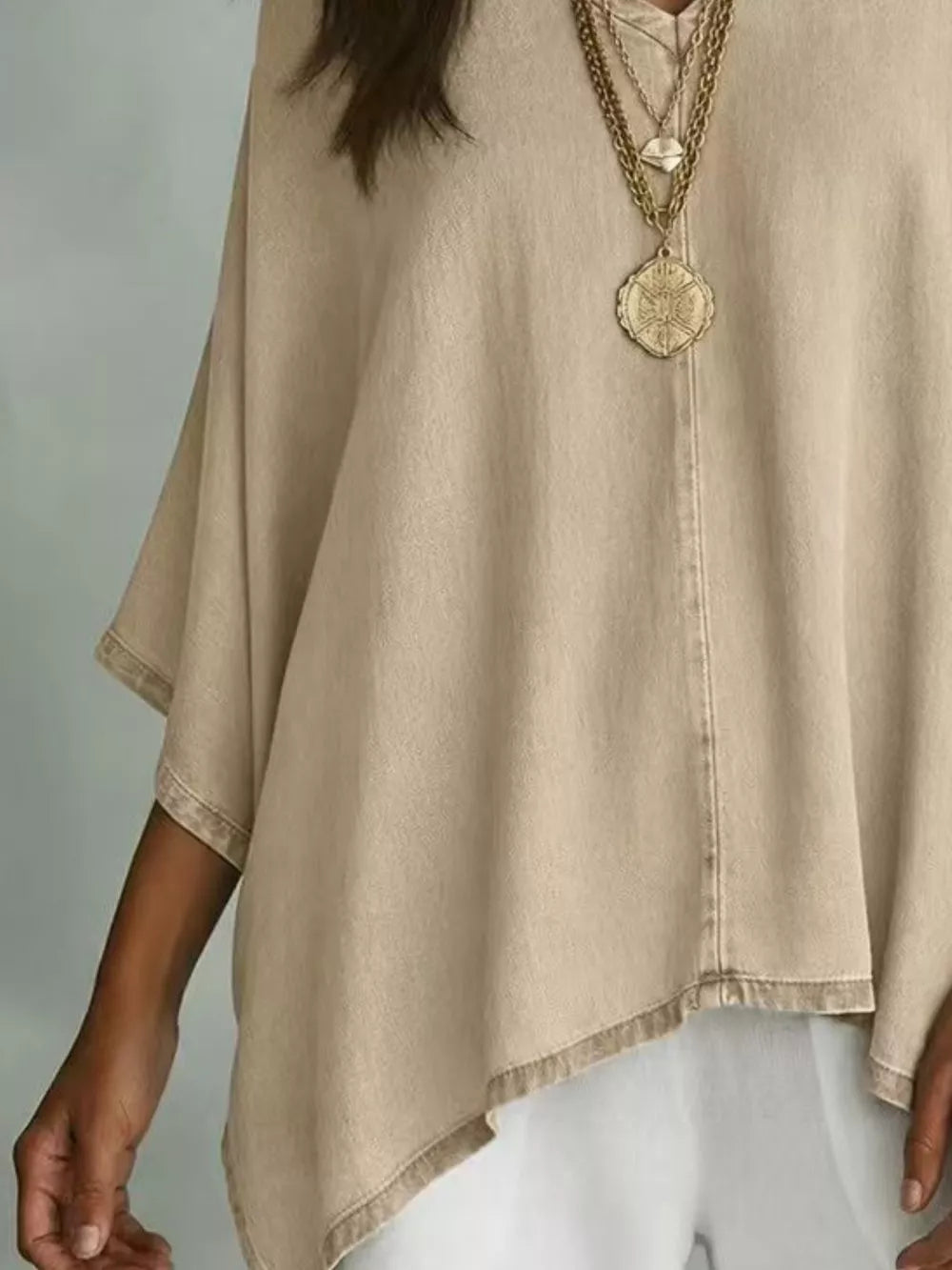 V-neck Batwing Sleeve T-shirt, fabric detail