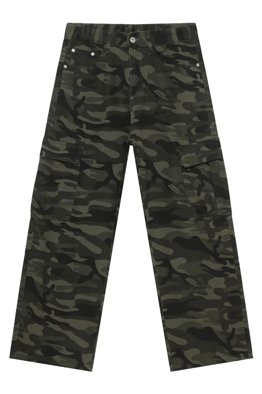 Wide-leg camo cargo pants in 100% cotton with multiple pockets.
