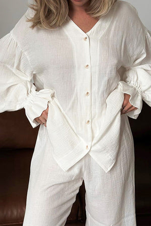 White gauze lounge set with voluminous sleeves and buttoned front