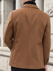Men's lapel collar blazer in khaki with buttoned cuffs.
