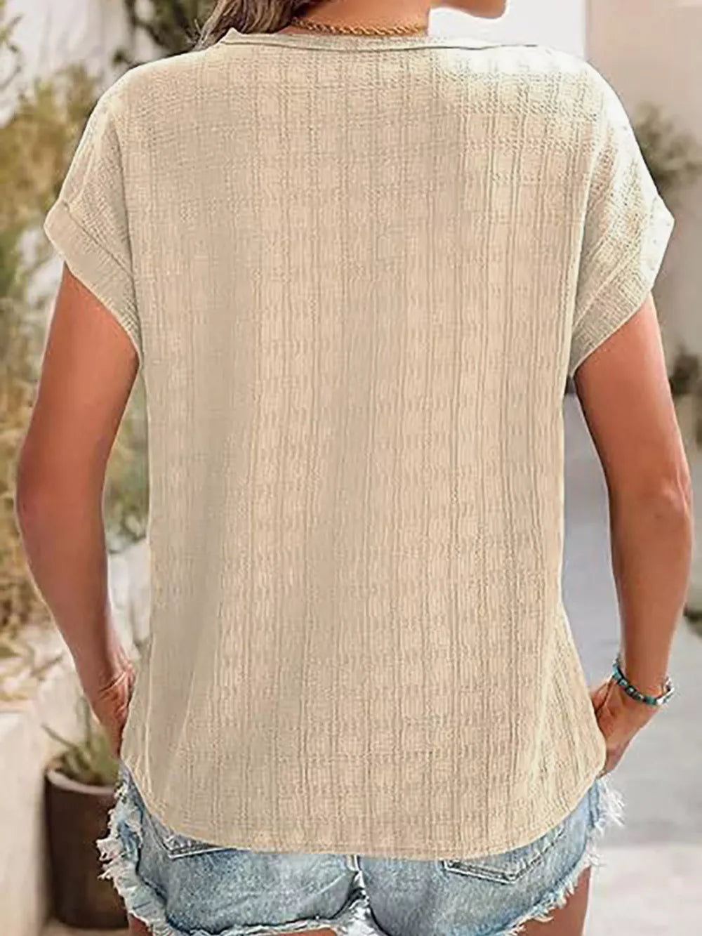 Textured Round Neck Short Sleeve Top in Malachite Green, fit detail