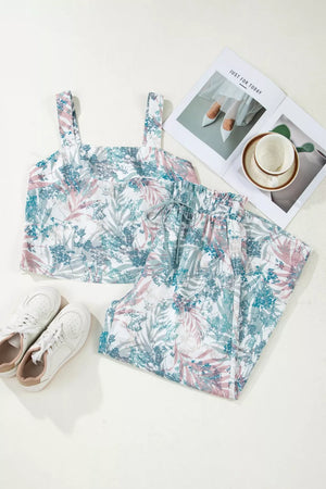 Botanical print cami and drawstring shorts set with pockets.