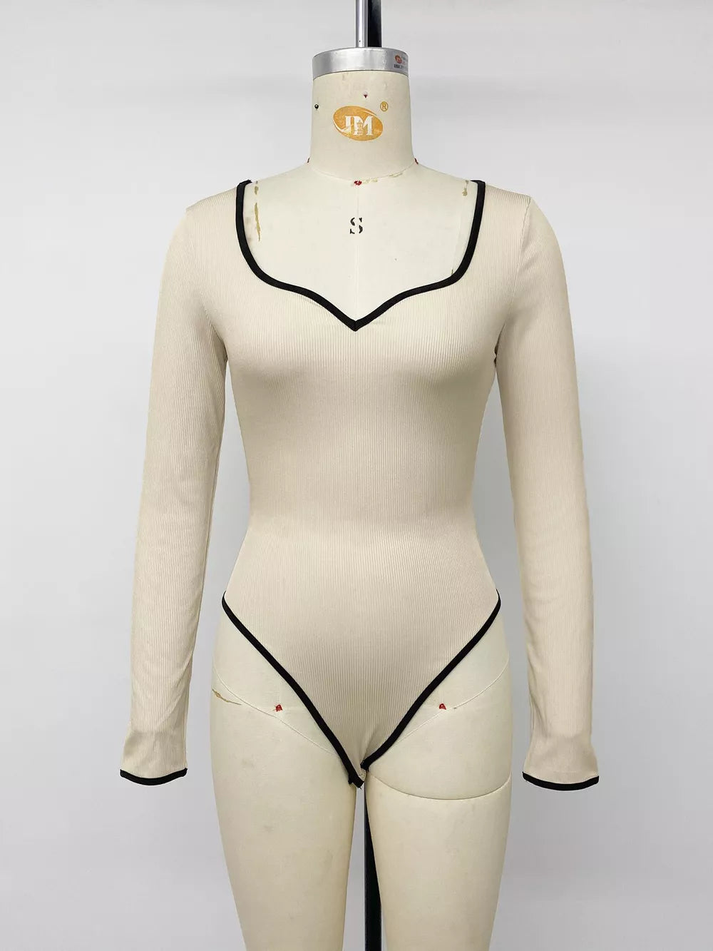 Ribbed Sweetheart Neckline Long Sleeve Bodysuit in Apricot, fit detail