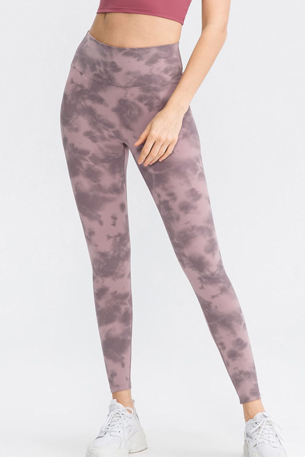 Cloud-Wash High-Waist Performance Leggings in Dusty Blue tie-dye.