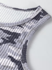 Gray ribbed knit camouflage tank top with crew neck detail.