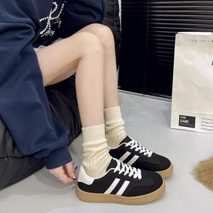 Round Toe Lace Up Sneakers in Black, close-up detail