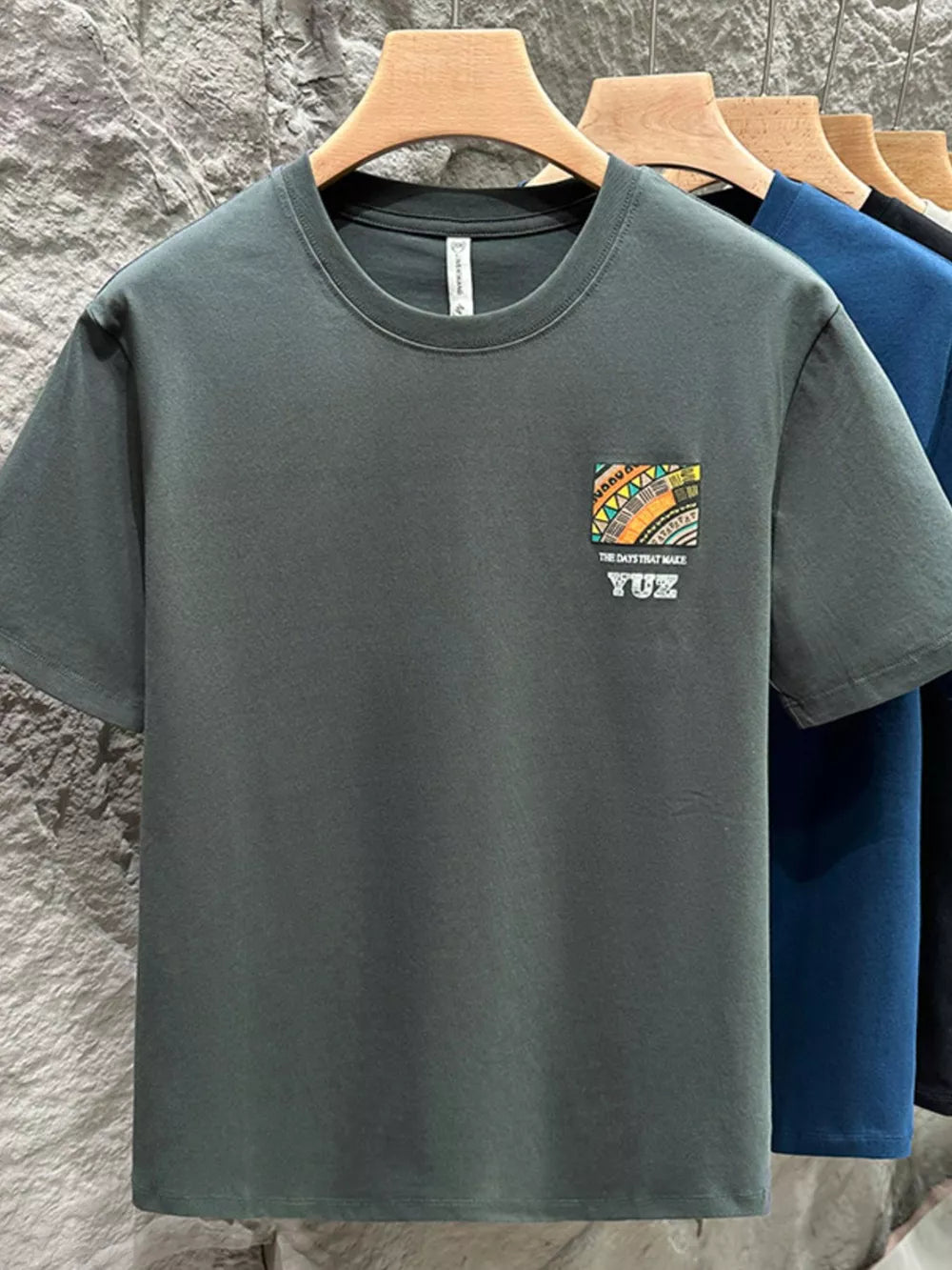 Men's grey cotton crew t-shirt with abstract graphic detail on chest
