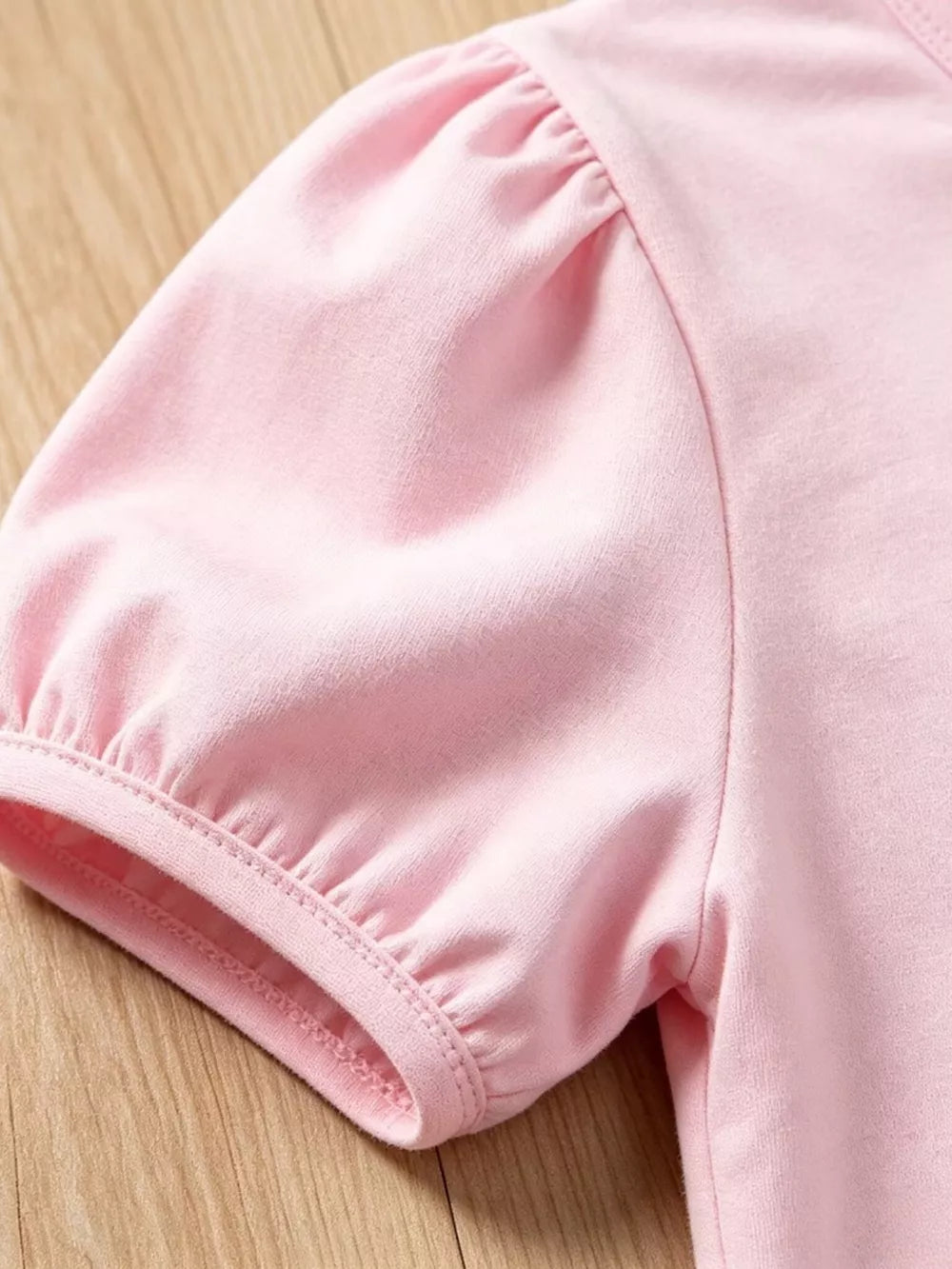 Children's Graphic Round Neck Tee And Shorts Set in Pink, side view