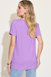 Lavender bamboo t-shirt with V-neck and asymmetric hemline
