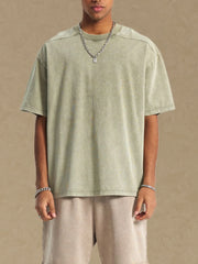 Sage green Neo t-shirt with round neck and short sleeves, relaxed fit.