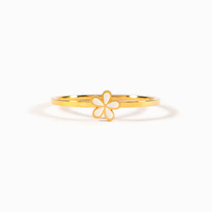 Delicate floral enamel ring with white flower detail on gold band