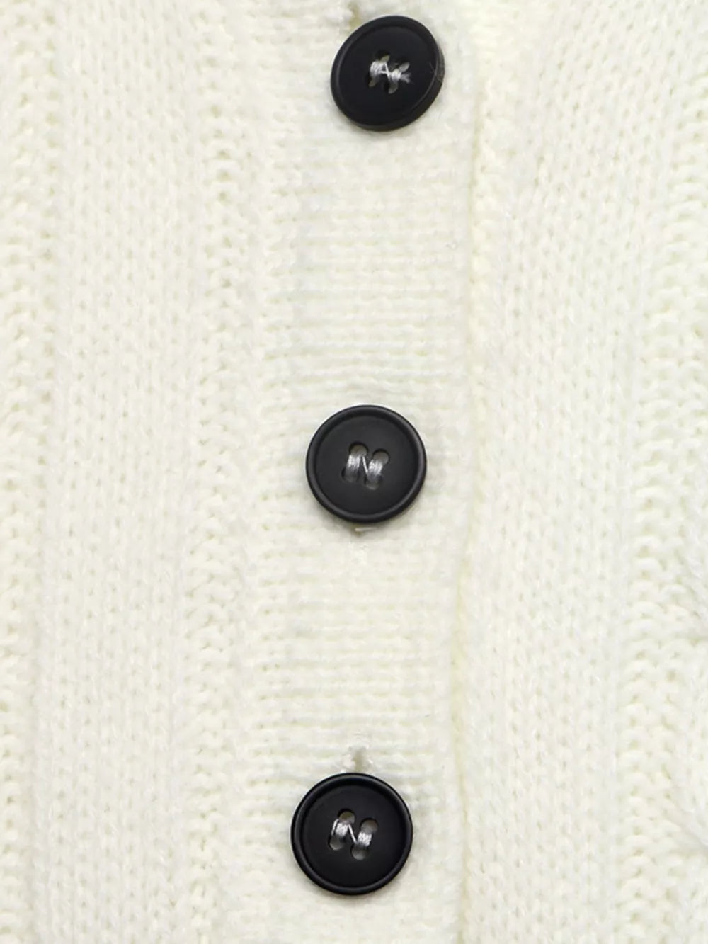 Cable Knit Long Sleeve Sweater in White, fit detail