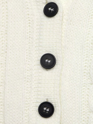 Cable Knit Long Sleeve Sweater in White, fit detail