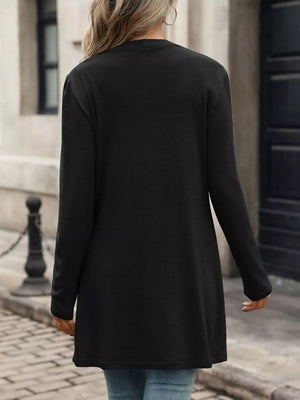 cardigan in Navy with buttoned and tunic-length